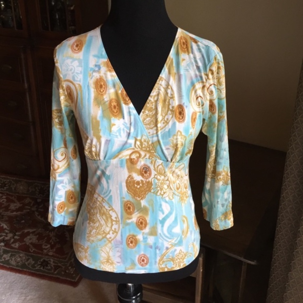 CAbi 332 • V-neck Fitted Top Blue Gold Shirt 3/4 Sleeve